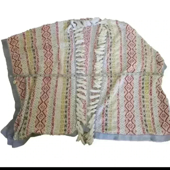 Cabi Womens Siesta Boho Multicolor Stripe Textured Fringe Poncho M/L - Picture 13 of 14